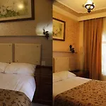 Tiyatro Oldcity 3* イスタンブール